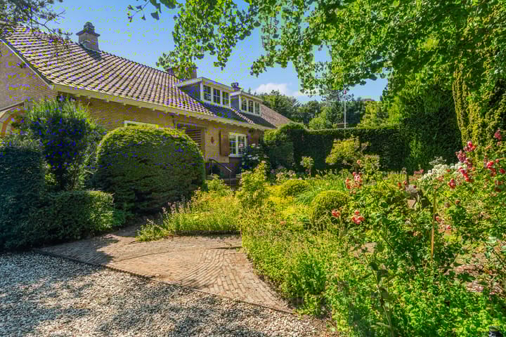 Foto 80 van Papegaaienlaan 2-A