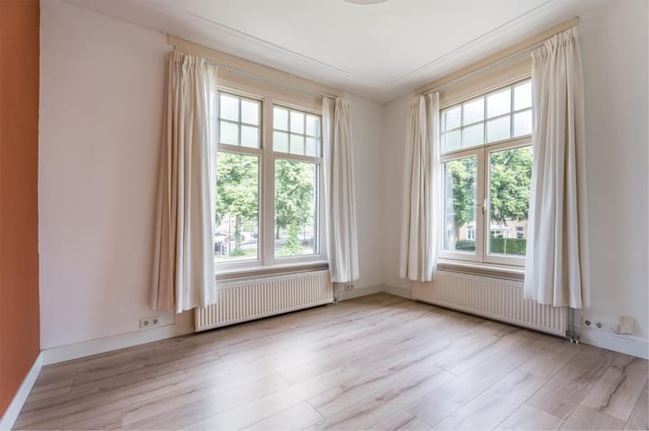 Foto 22 van Canadalaan 8