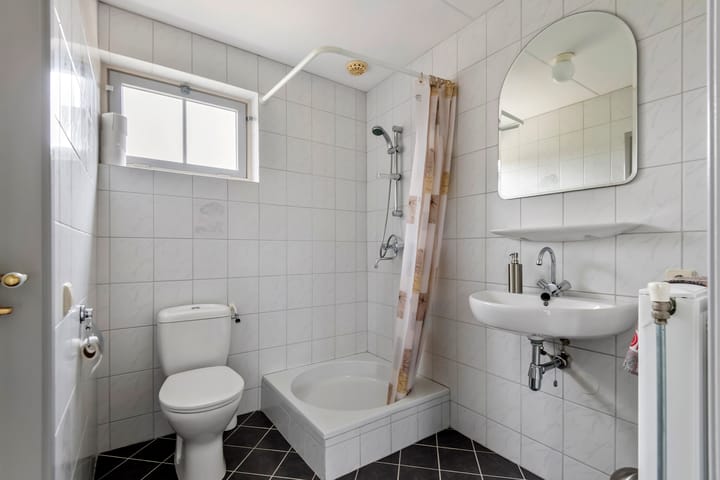 Foto 15 van Waalbandijk 65