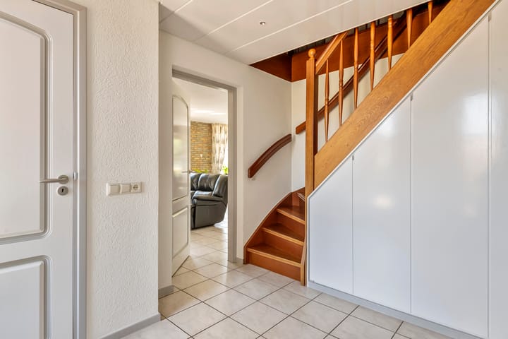 Foto 16 van Waalbandijk 65