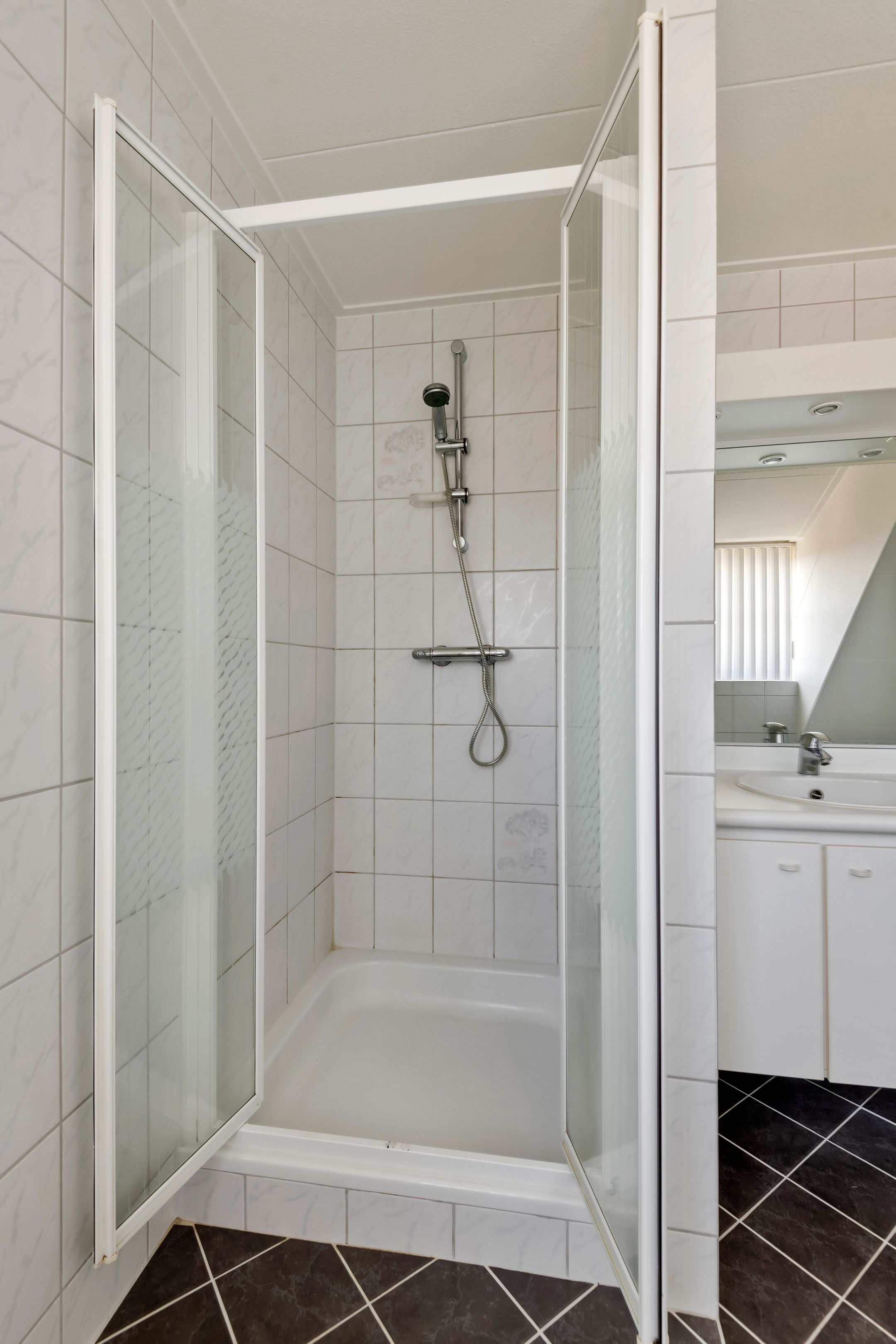 Foto 27 van Waalbandijk 65