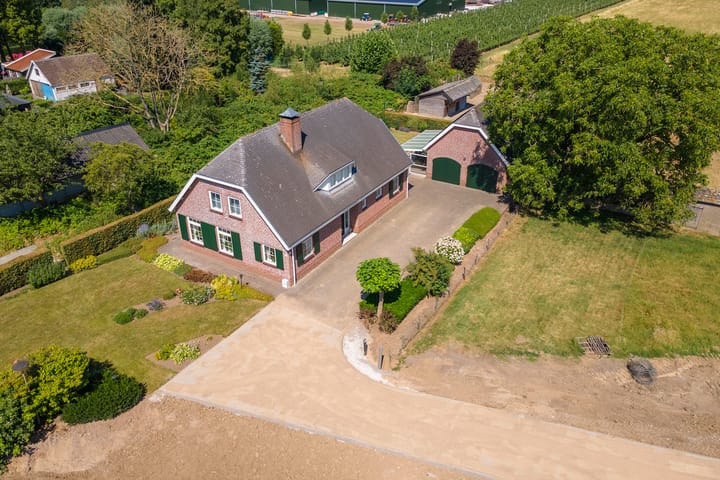 Foto 44 van Waalbandijk 65