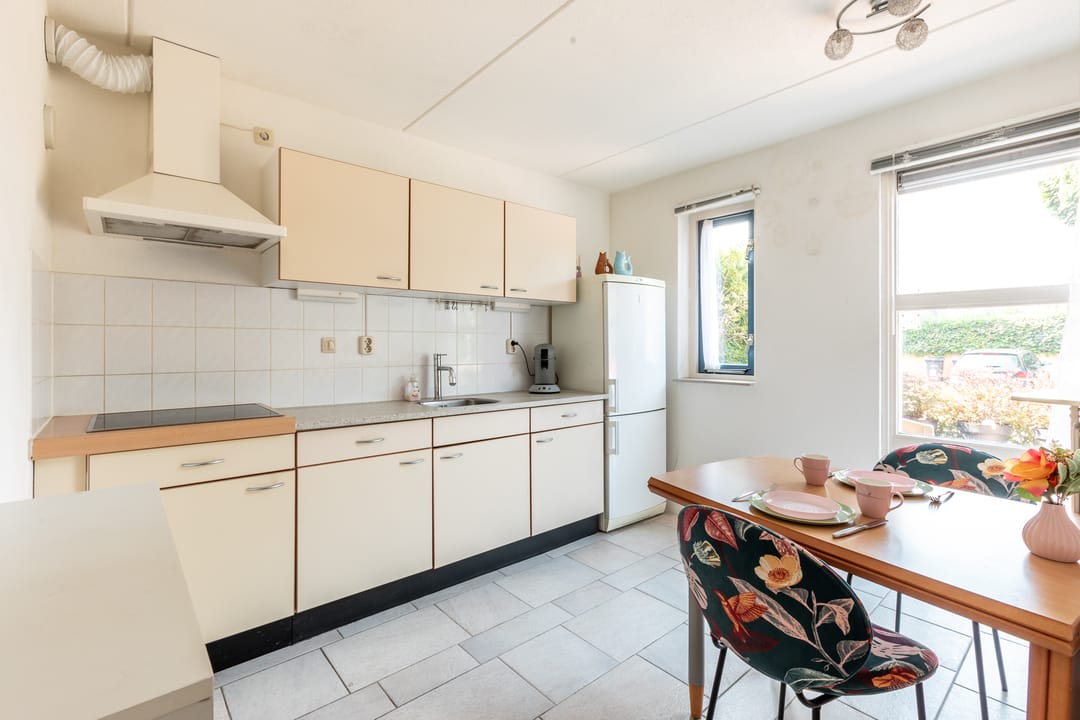 Photo 17 of Januaristraat 26