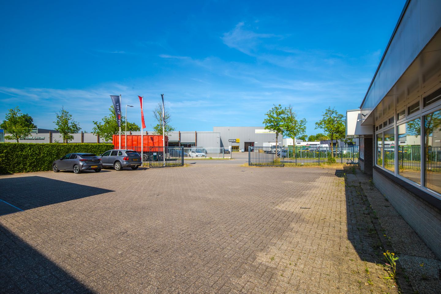 Bekijk foto 3 van Leemansweg 95