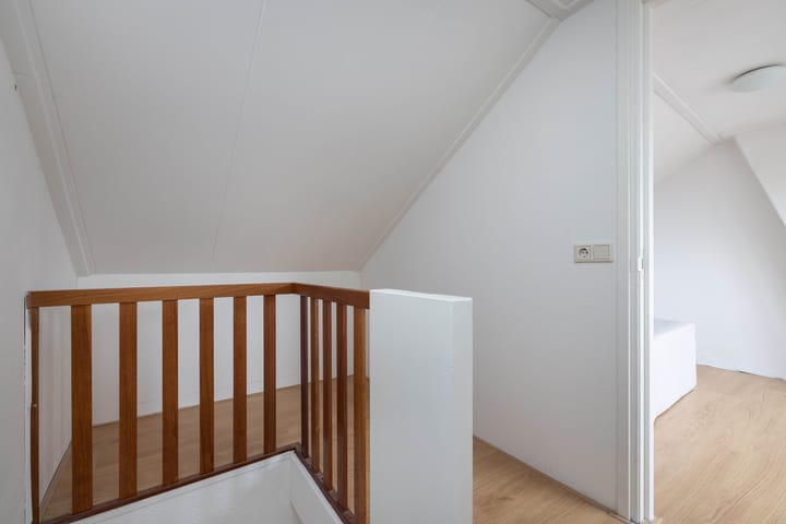 Foto 21 van Esdoornstraat 71