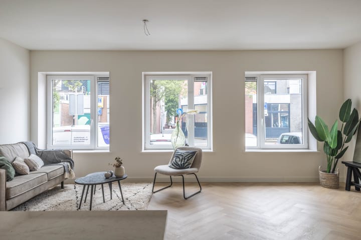 Photo 10 of Vinkenstraat 80