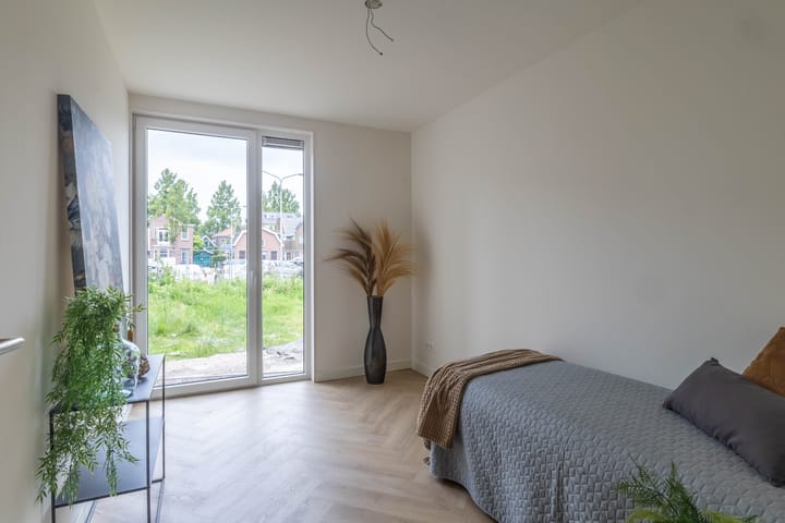 Photo 16 of Vinkenstraat 80