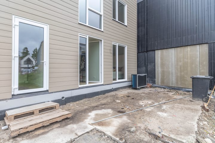 Photo 24 of Vinkenstraat 80