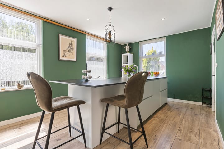 Foto 16 van Schoolstraat 4