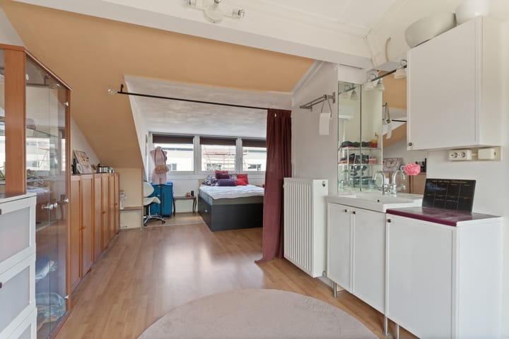 Foto 27 van Woestduijnstraat 73