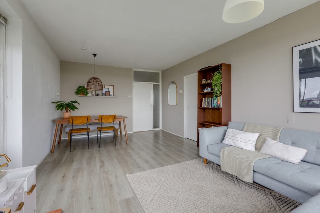 Photo 11 of Stationsplein 106