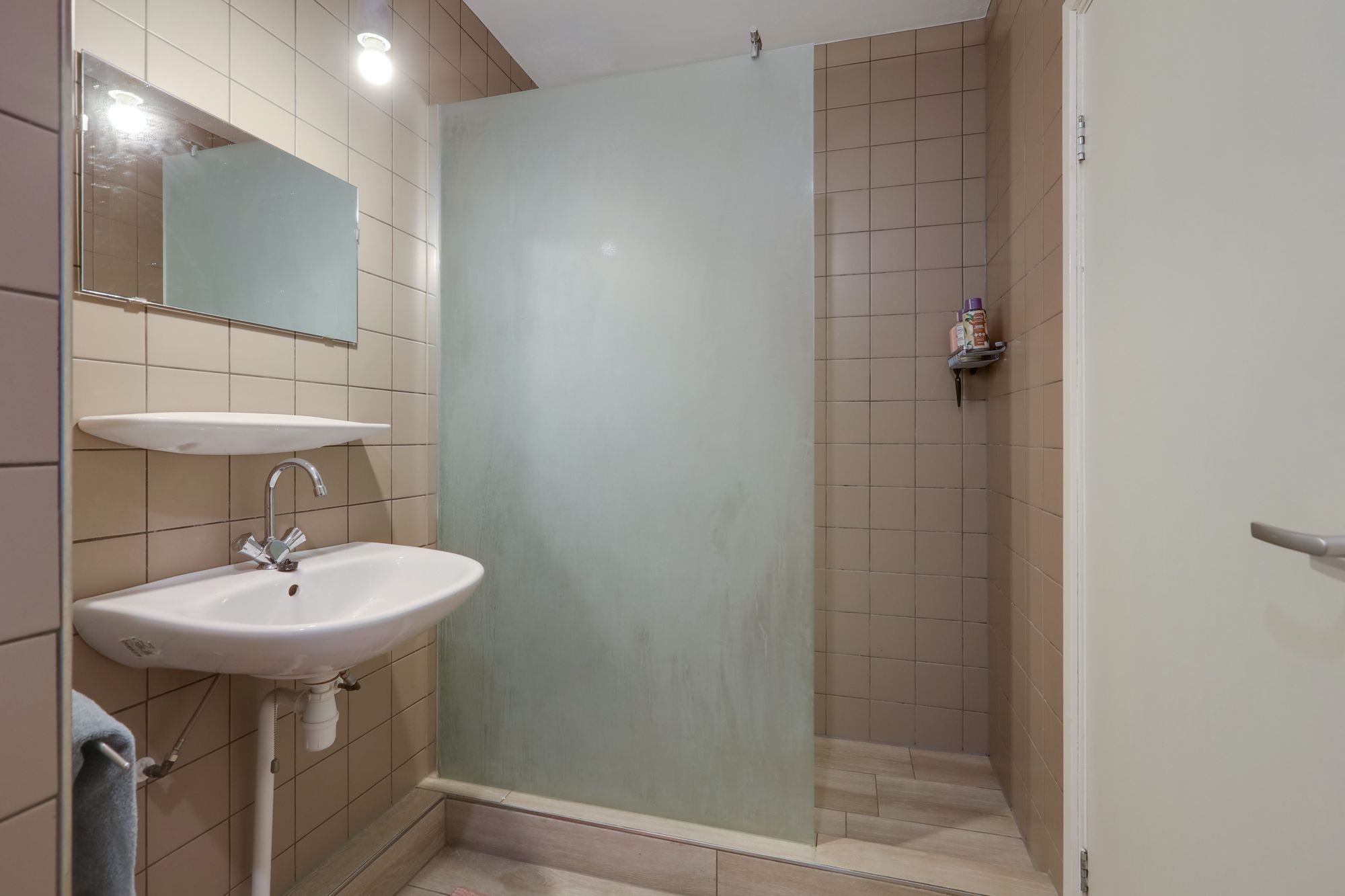 Photo 21 of Stationsplein 106