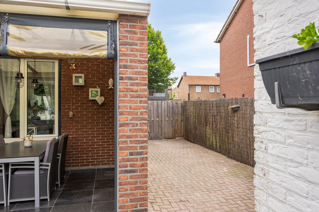 Foto 37 van Gebr. van Doornelaan 98