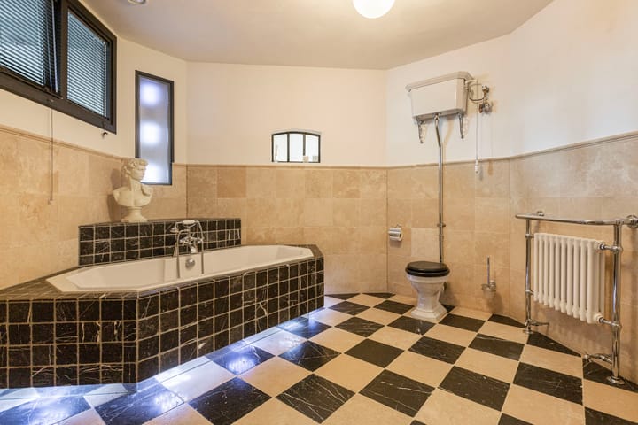 Photo 24 of Omgong 7