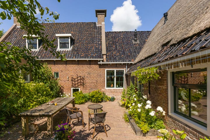 Photo 27 of Omgong 7