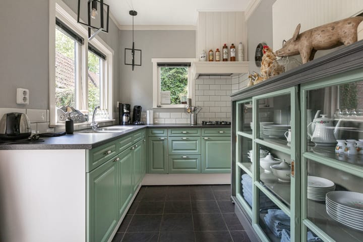 Photo 30 of Omgong 7