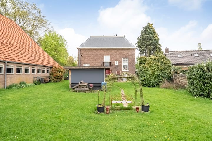 Foto 50 van Hoofdweg 52