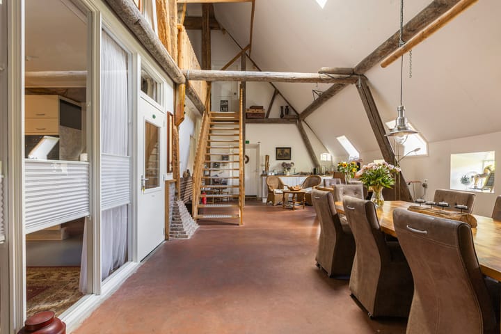 Photo 46 of Omgong 7