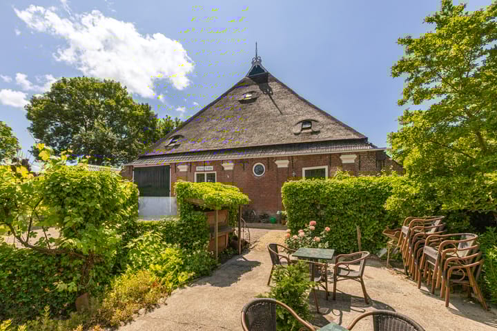 Photo 70 of Omgong 7