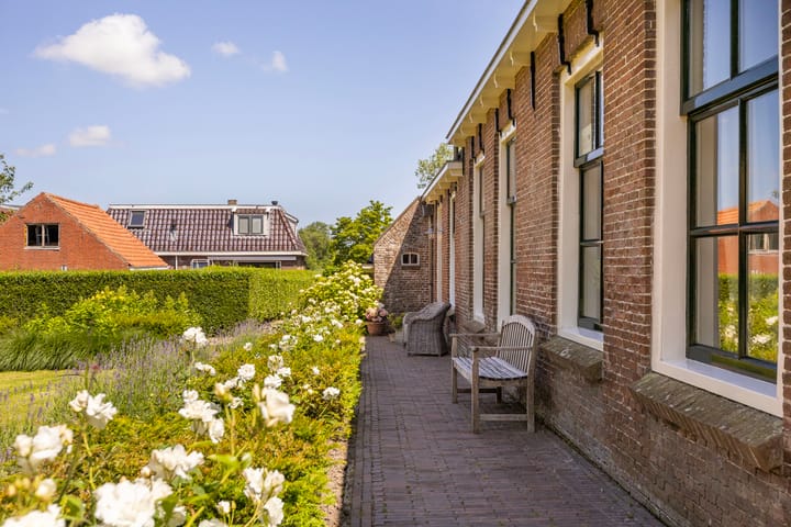 Photo 77 of Omgong 7