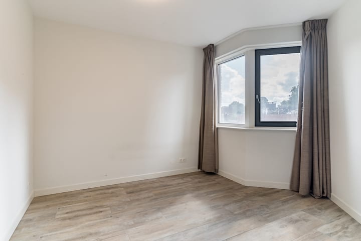 Foto 16 van Rozenstraat 92