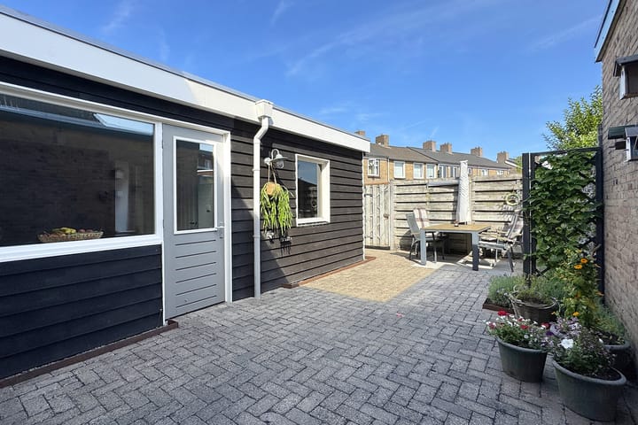 Foto 6 van Oranjestraat 7