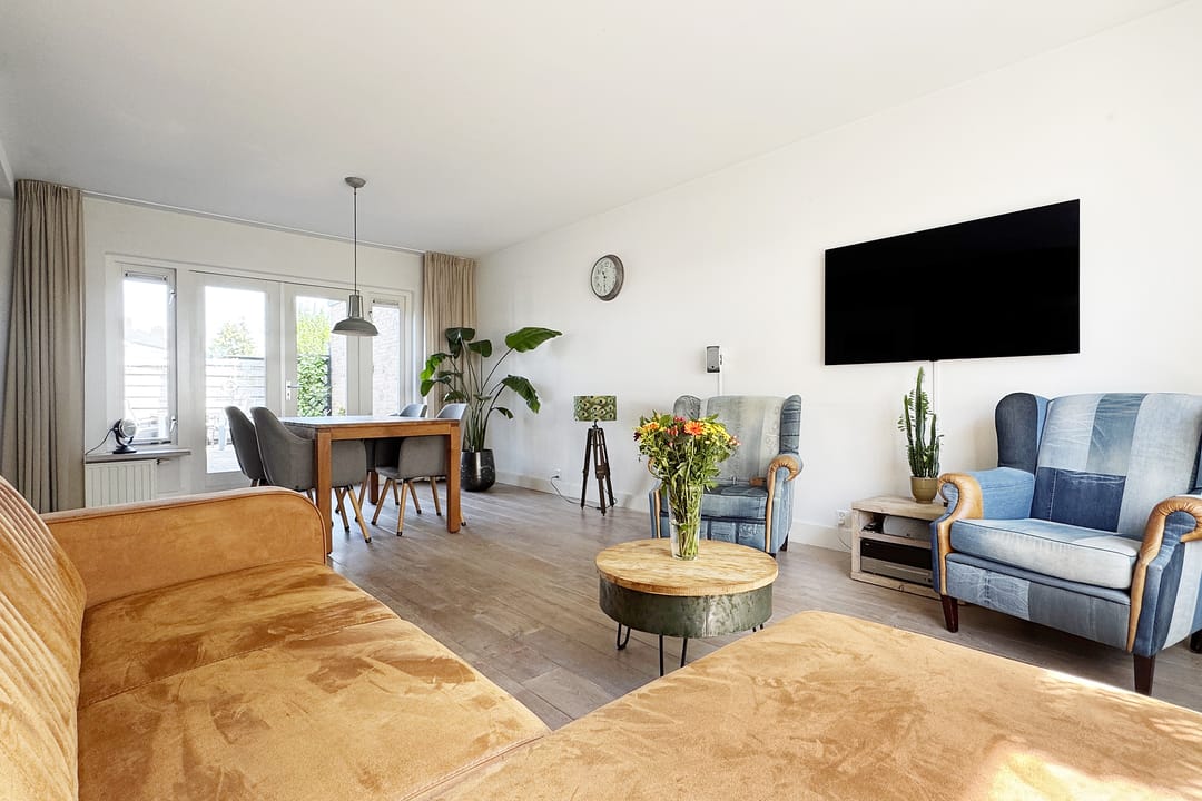 Photo 13 of Oranjestraat 7