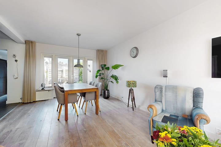 Foto 14 van Oranjestraat 7