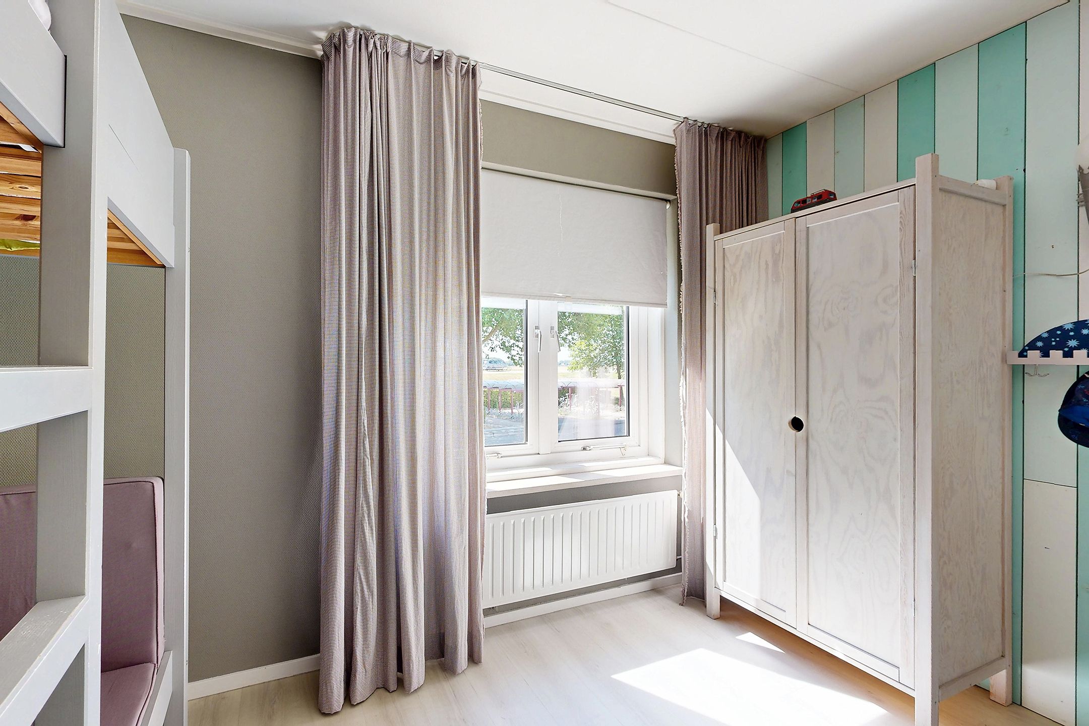 Photo 36 of Oranjestraat 7