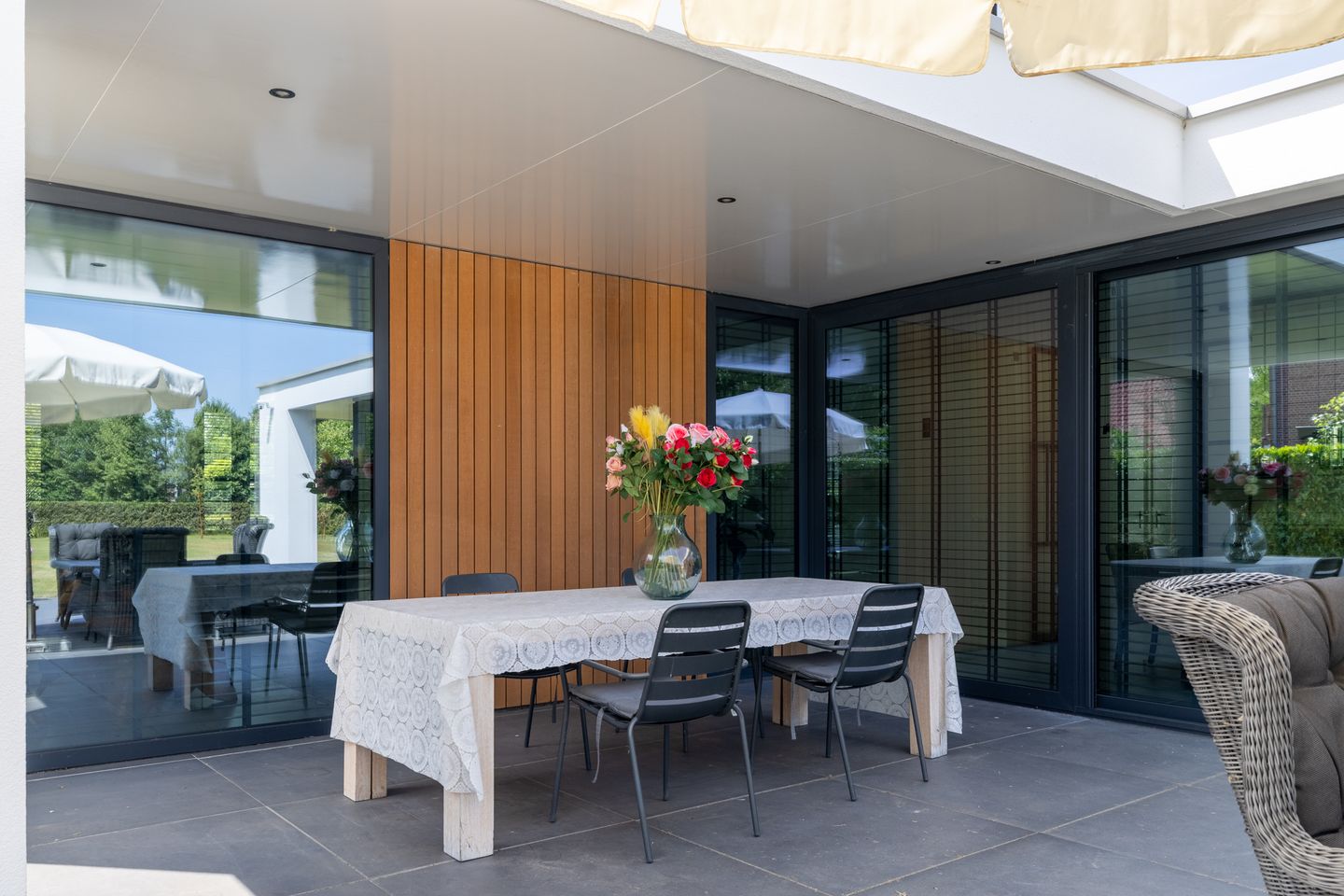 Photo 44 of Beeksestraat 82-A