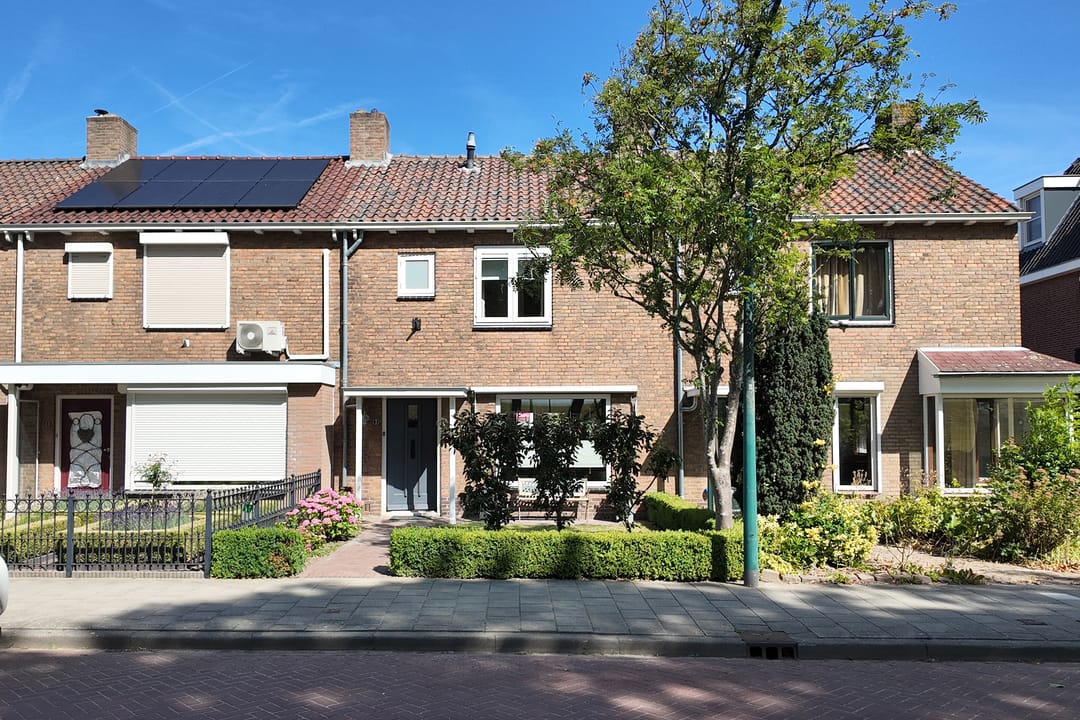 Photo 58 of Oranjestraat 7