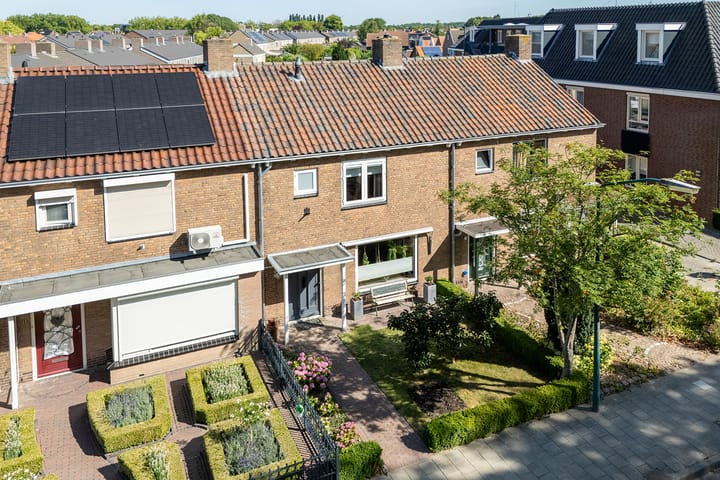 Foto 65 van Oranjestraat 7