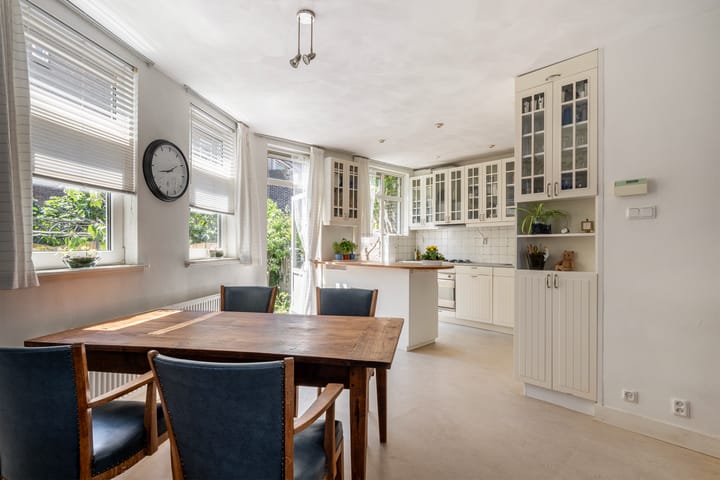 Photo 5 of Lange Singelstraat 92