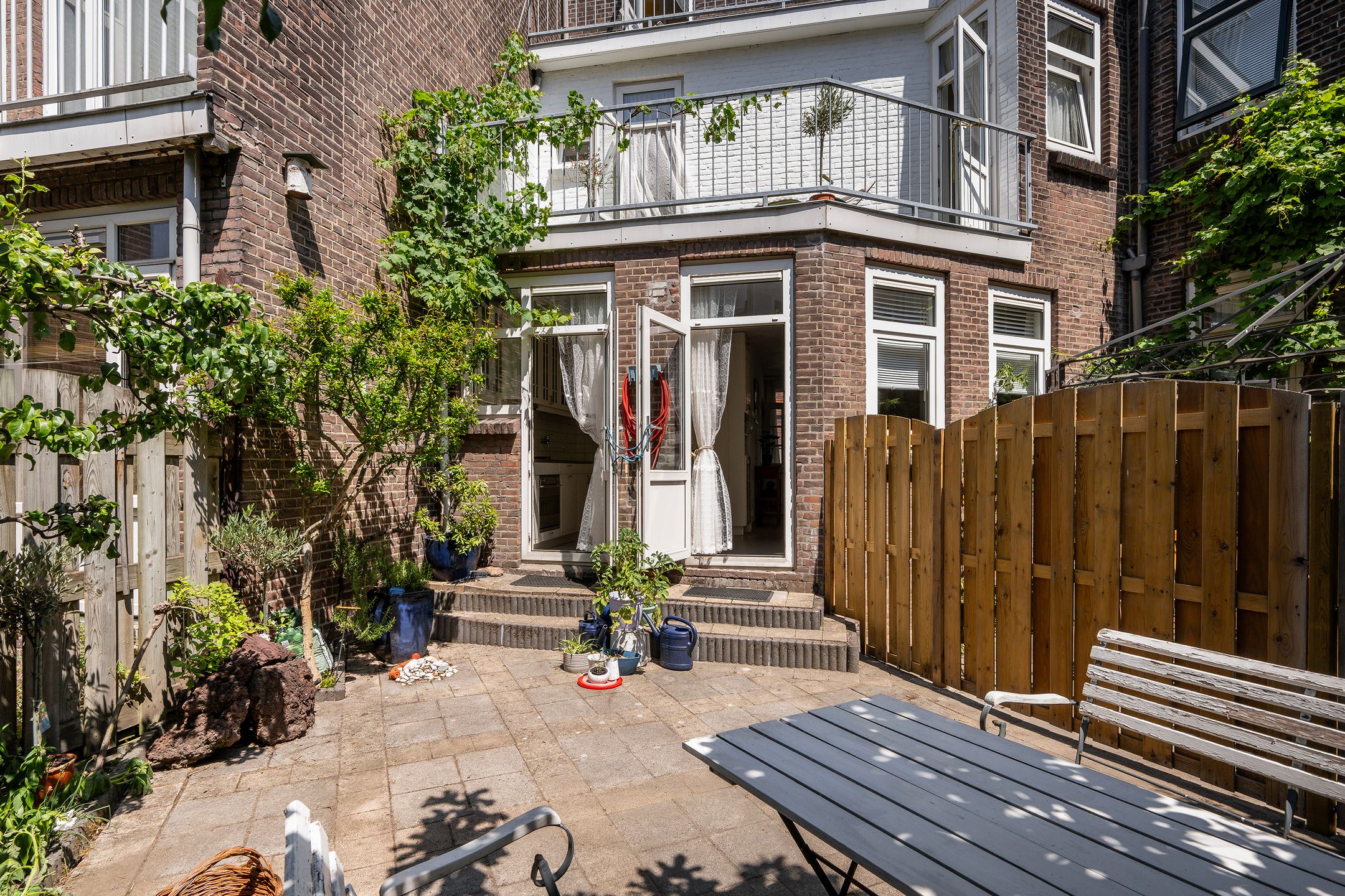 Photo 9 of Lange Singelstraat 92