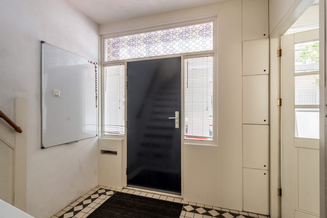 Photo 13 of Lange Singelstraat 92