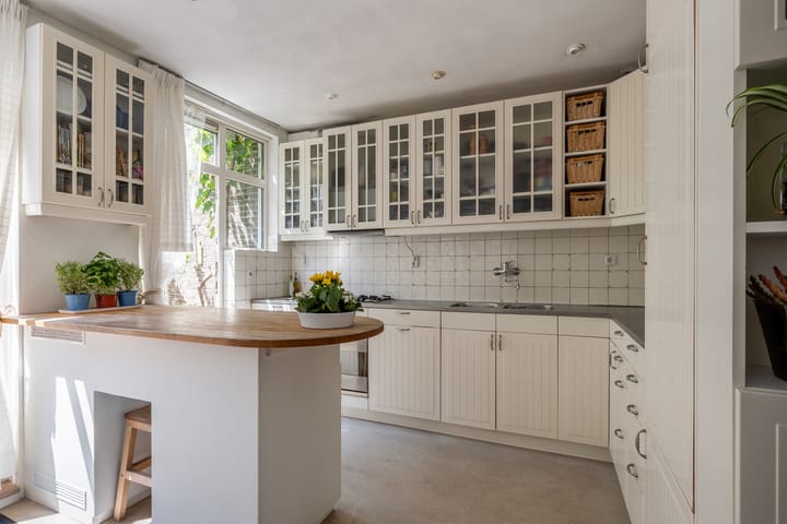 Photo 6 of Lange Singelstraat 92