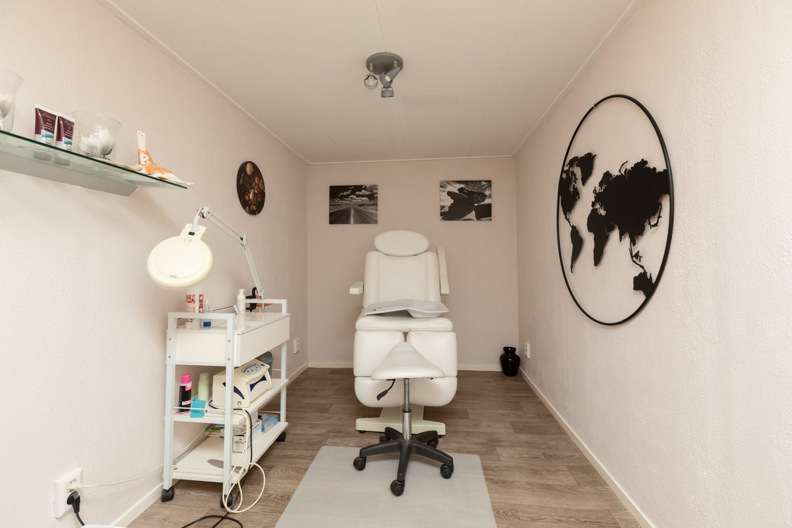 Foto 12 van Scherwolderhemstraat 2