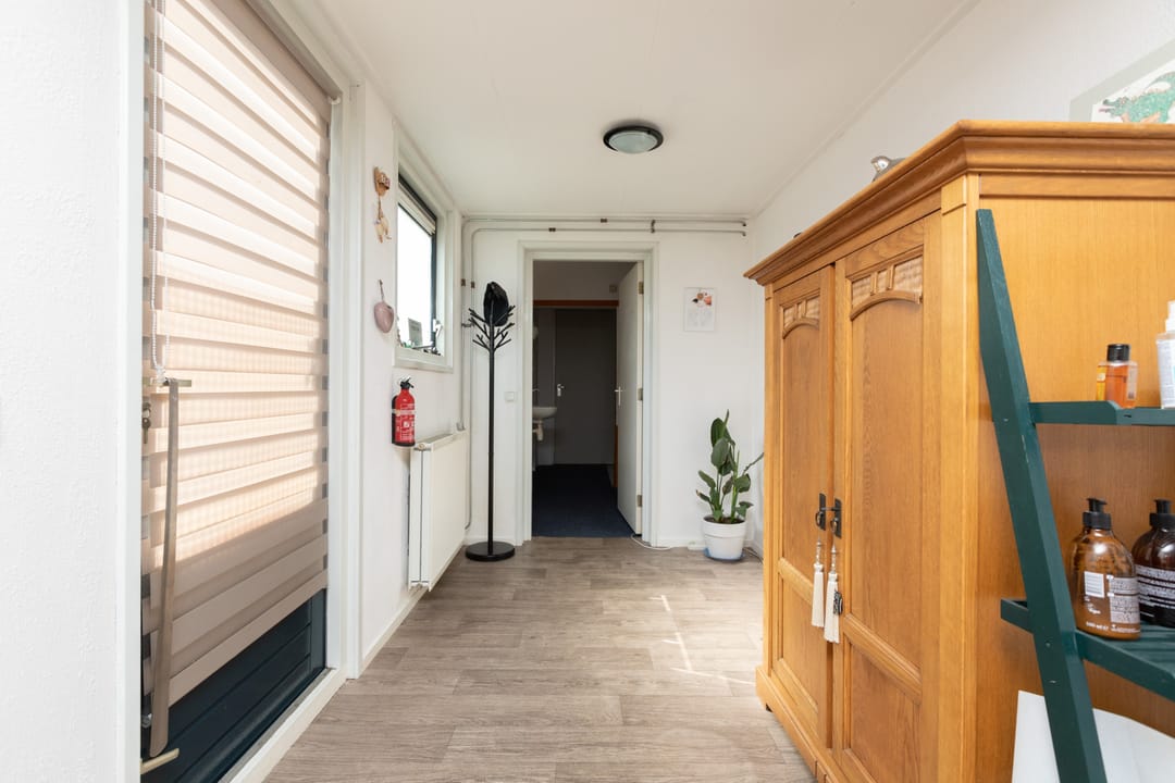 Foto 13 van Scherwolderhemstraat 2