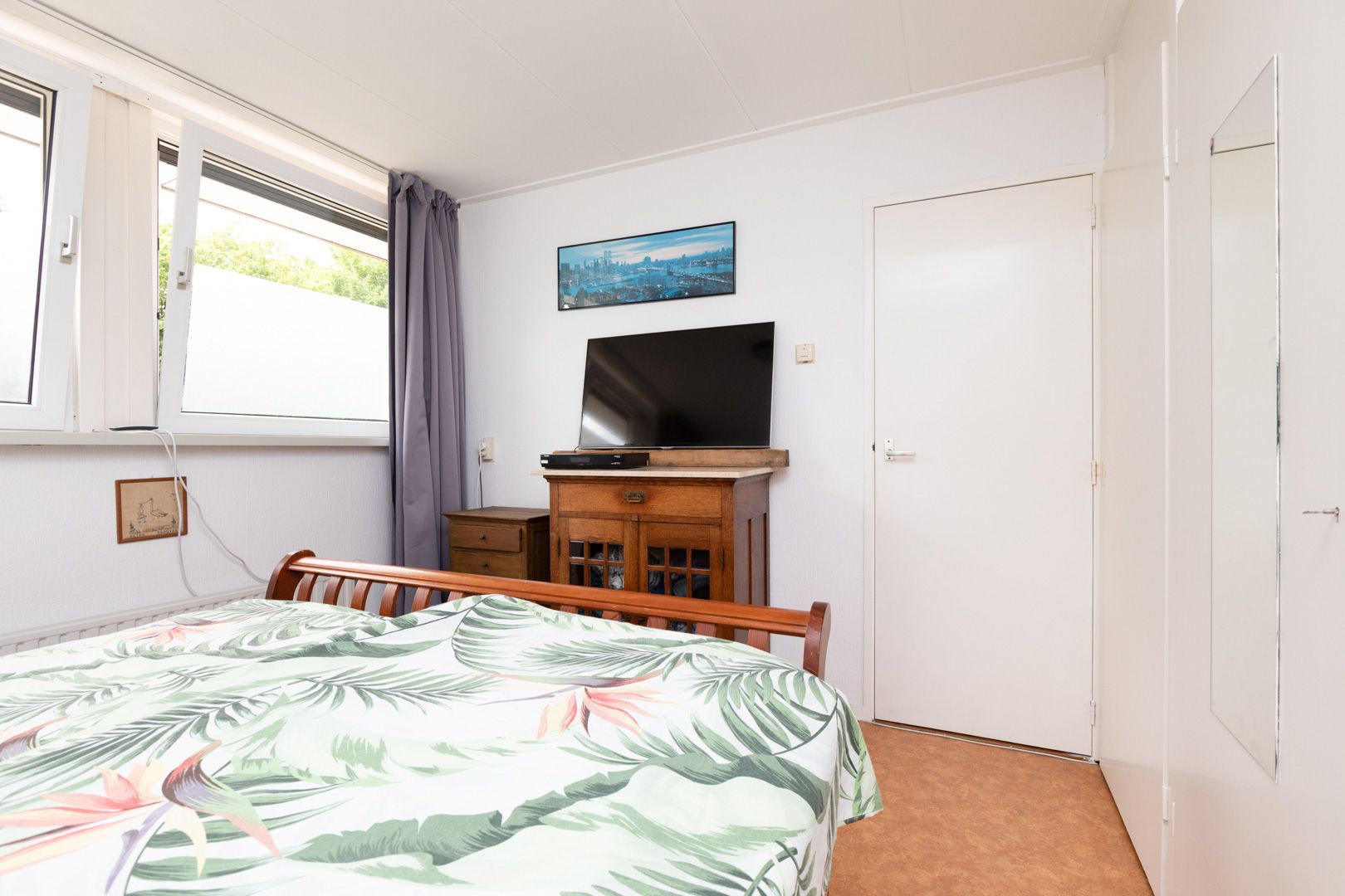 Foto 21 van Scherwolderhemstraat 2