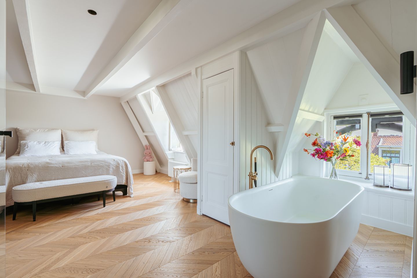 Photo 25 of Jan Luijkenstraat 34-3