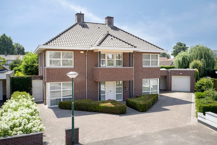 Buitenhof 10