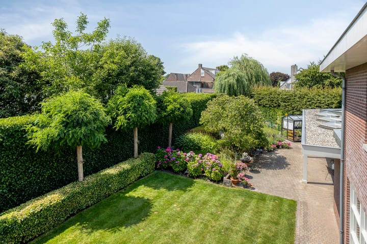 Foto 29 van Buitenhof 10