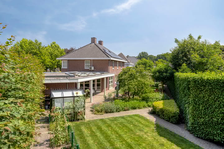 Foto 33 van Buitenhof 10