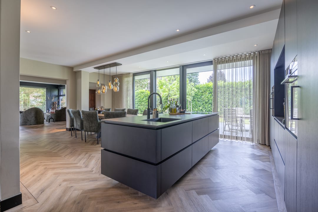 Foto 11 van Gronausestraat 10