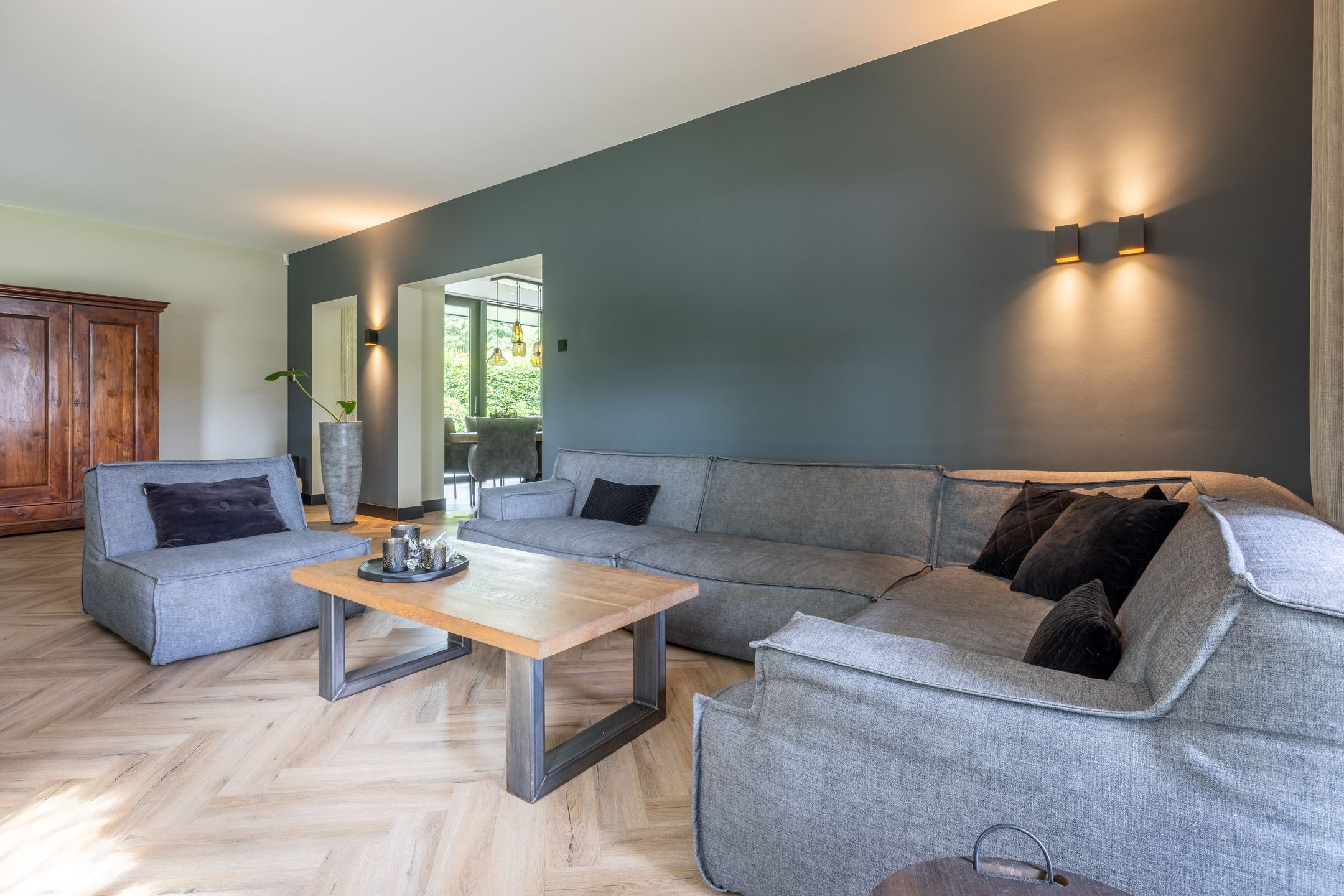 Foto 24 van Gronausestraat 10