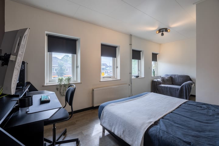 Foto 43 van Gronausestraat 10