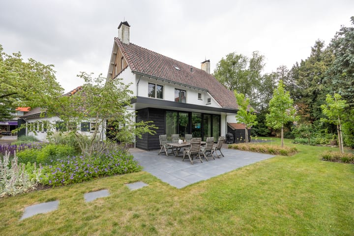 Foto 58 van Gronausestraat 10