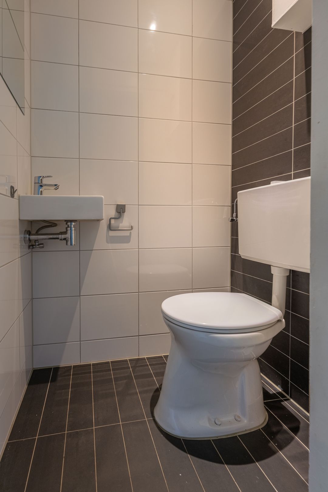 Foto 13 van Aert van Neslaan 232