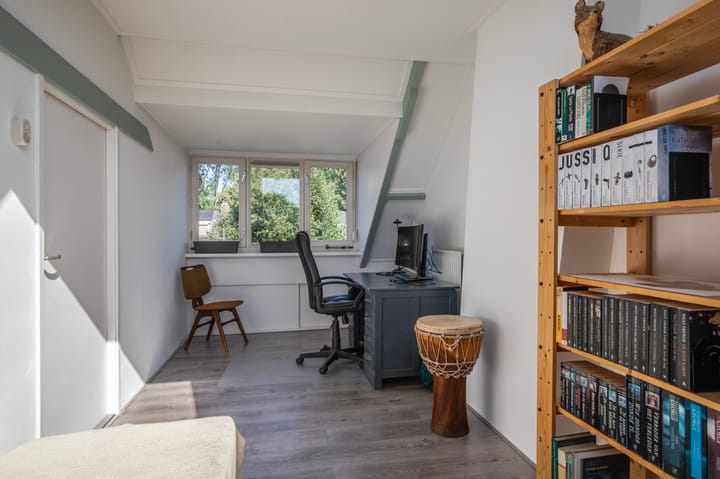 Photo 28 of Pinksterbloemstraat 54