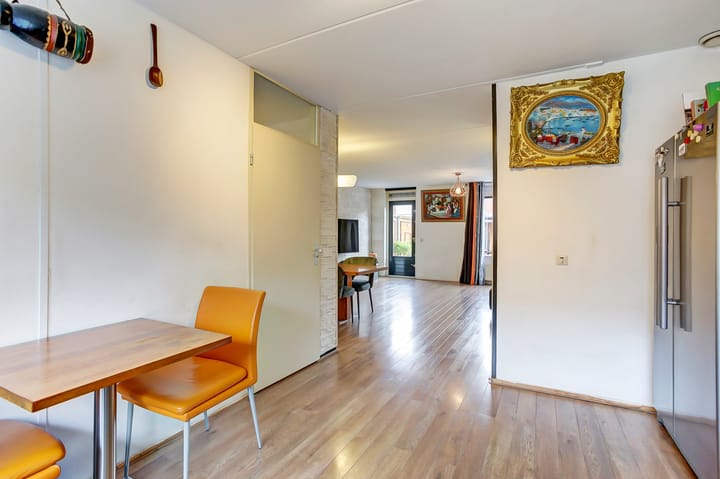 Foto 15 van Aalbessenstraat 18